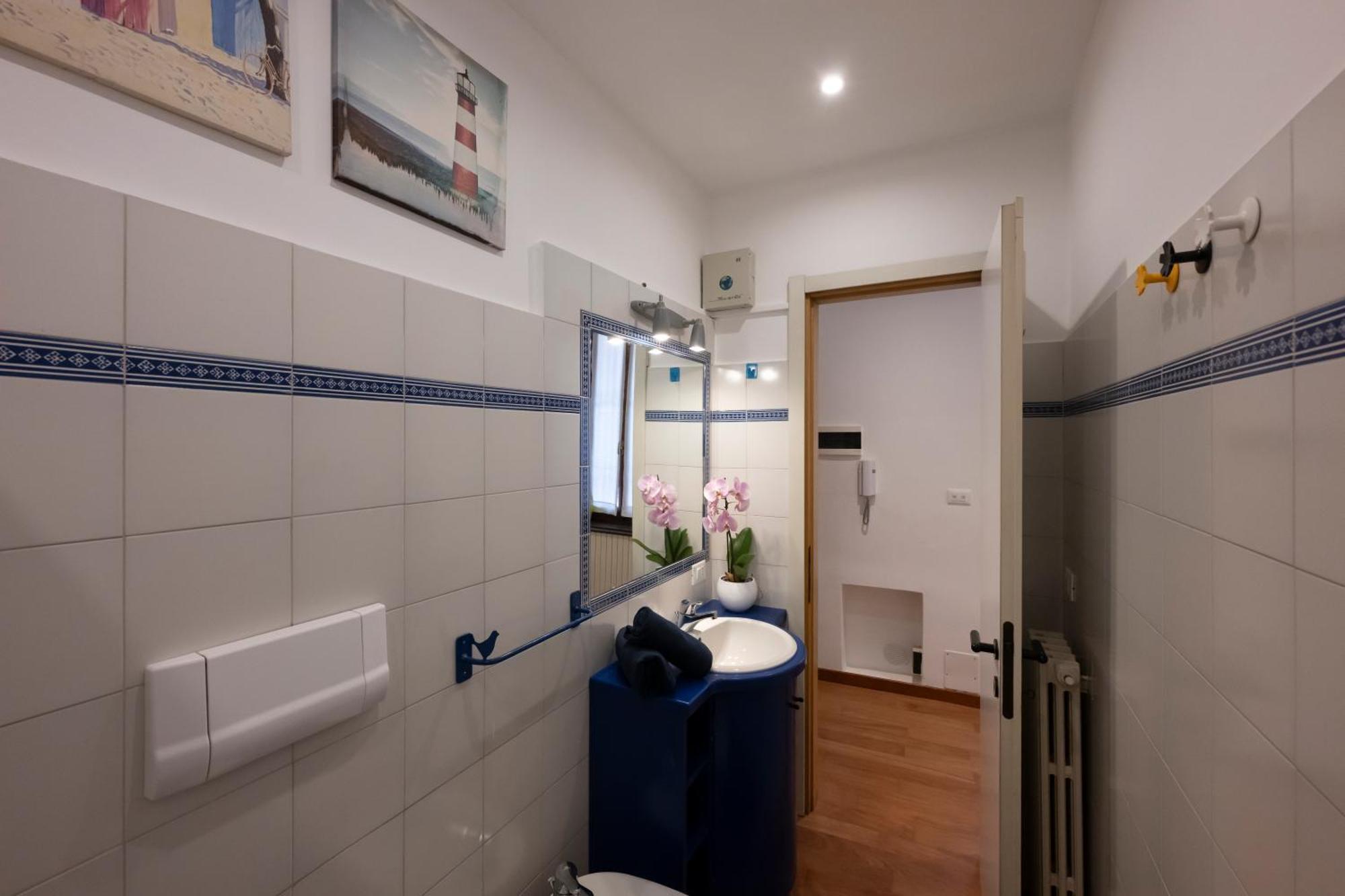 46 Santa Marta Apartment Lecco Exterior photo